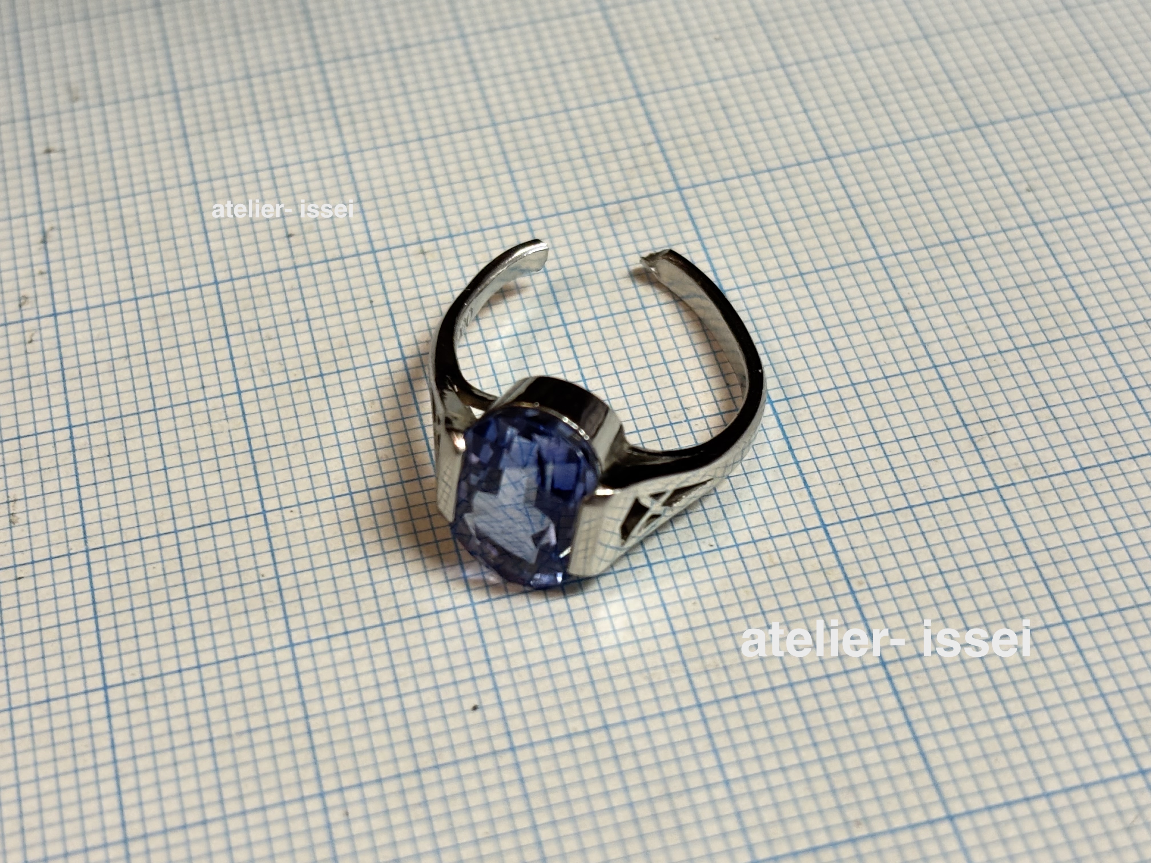 k14金 ルビーの指輪 刻印ありサイズ13号 入れ物付きこれ以下には